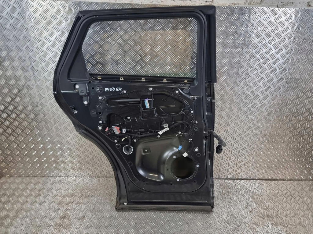 фото №6, Land rover evoque ii 2021 задняя сторона левая дверь задние