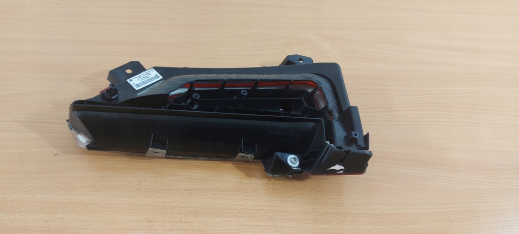 фото №2, Bmw i3 i01 правая лампа w крышка задняя задняя оригинал