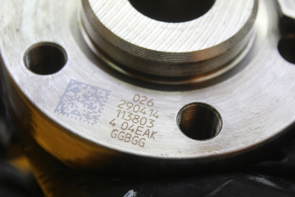 Wał колінчастий vw golf vii polo seat audi skoda 1.2 tsi cjz 04e 04eak Оригінал