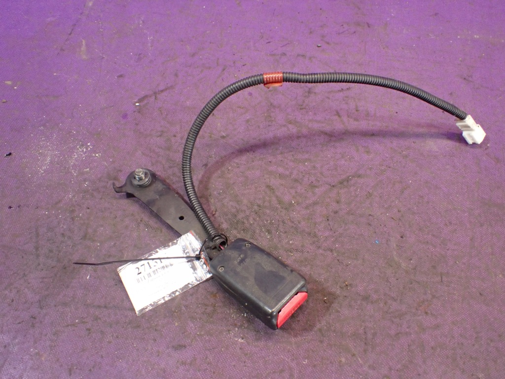 Купить Honda civic viii 8 ufo 05- клипса замок поперечина передняя левая левый перед