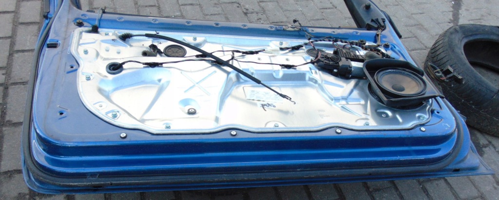 фото №15, Дверь левая перед передние vw polo iv 9n lift 3d europa