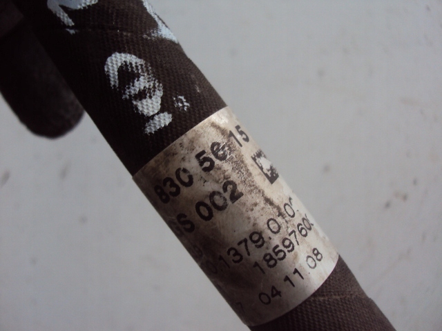 фото №4, Mercedes-benz оригинальный номер a2048305615 шланг кондиционера