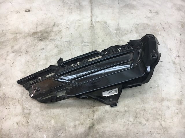 фото №1, Volvo xc60 ii решітка бампера ліва 32234967