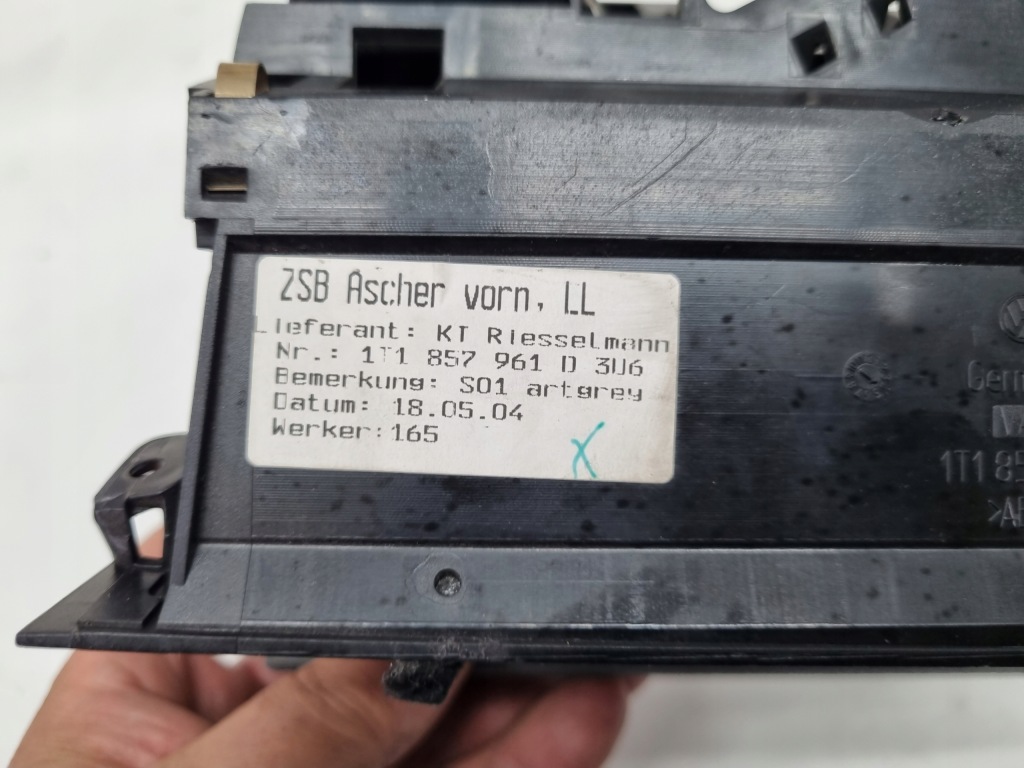 фото №9, Пепельница бардачок vw touran i 1t1857961d