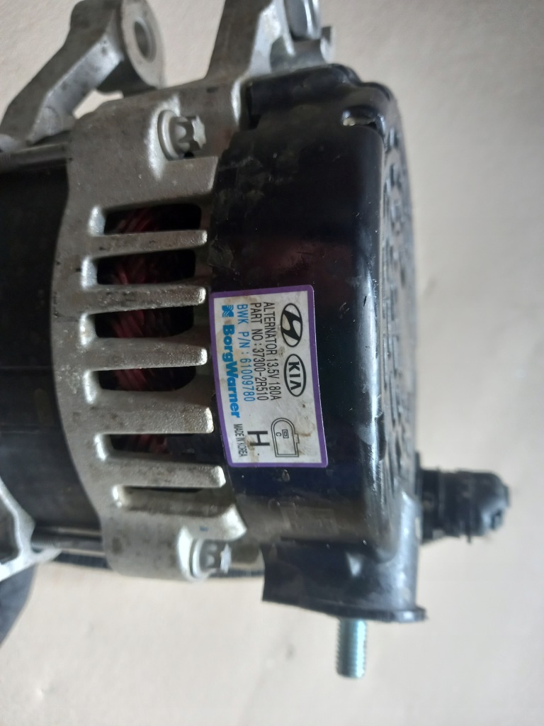 фото №3, Hyundai genesis генератор 37300-2r510