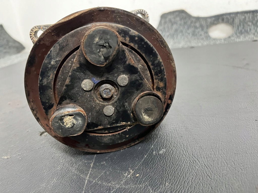 Iveco daily vi рестайлінг  2.3 hpi автоматична коробка передач 2021r компресор кондиціонера охолоджувач Зі Шроту