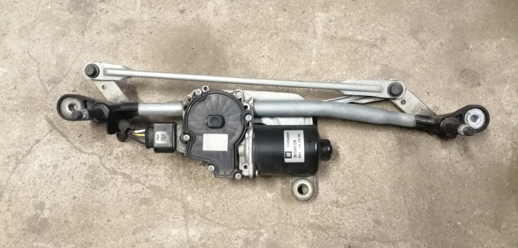 фото №1, Opel adam механизм моторчик дворник 13354342