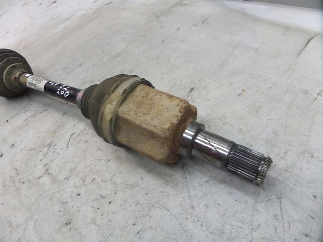 фото №4, Volvo v60 d2 2.0d приводной вал левая передняя 31325116
