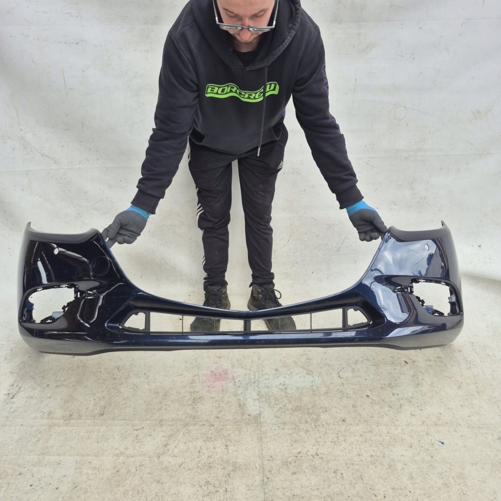 Купить Mazda 3 iii рестайлинг  16-18 бампер перед передний pdc