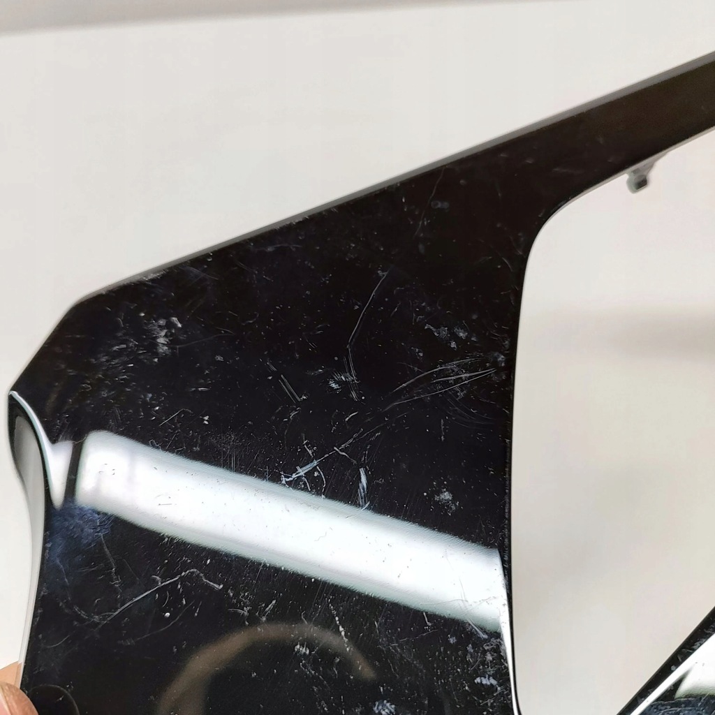 фото №8, Audi q4 sportback e-tron 2022 левая сторона обшивки / обшивка дверь передних