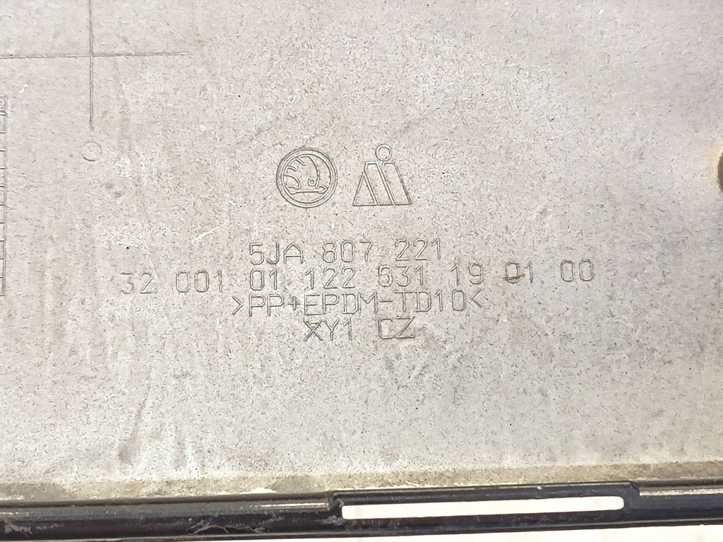 фото №10, Skoda rapid 5ja бампер перед передній 5ja807221