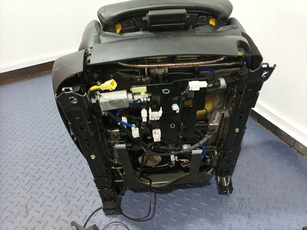 фото №15, Infiniti fx ii lift qx70 сидіння перед водія пасажира шкіра eu екран dvd