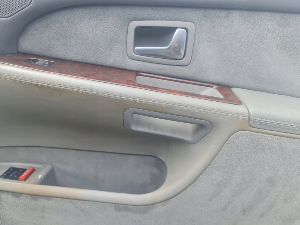 фото №8, Обивка обшивки кожа серая audi a8 d2 fl комплект