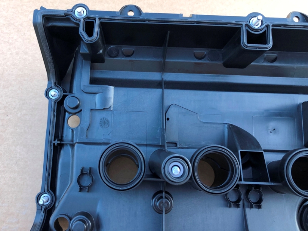 фото №9, Кришка головки клапанів 11127646553 do bmw serii 1 f20 f21 3 f30 f80 f31