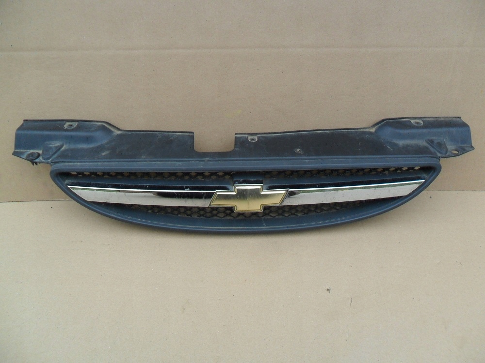 фото №1, Chevrolet aveo t200 hb 2004 2005 2006 решітка радіатора