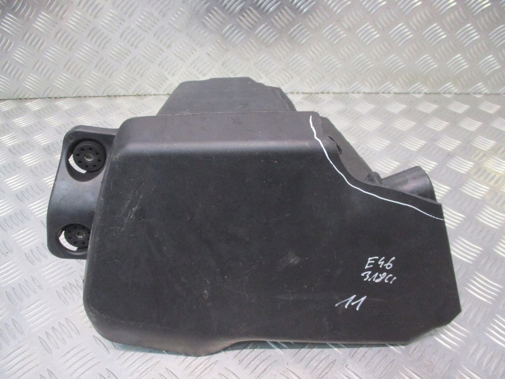 фото №1, Корпус фильтра воздуха bmw e46 318ci