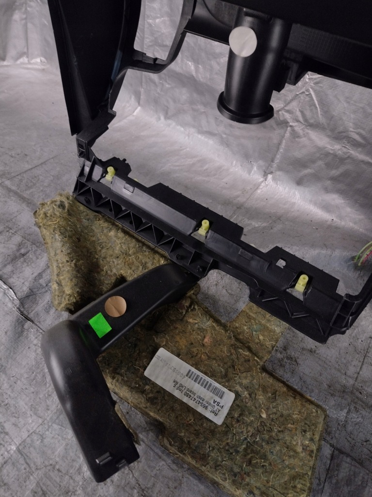 фото №15, Панель приладів приладова, консоль peugeot 207 hb 5d