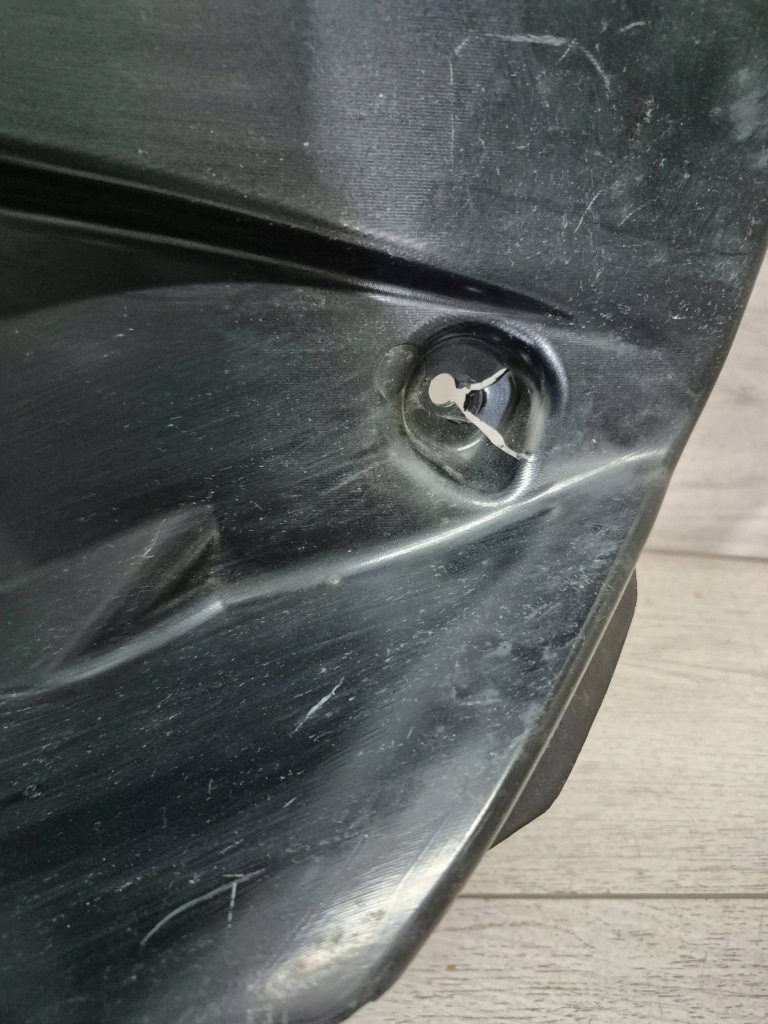 15124. ferrari f8 руль воздуха левая 862162 Доставка