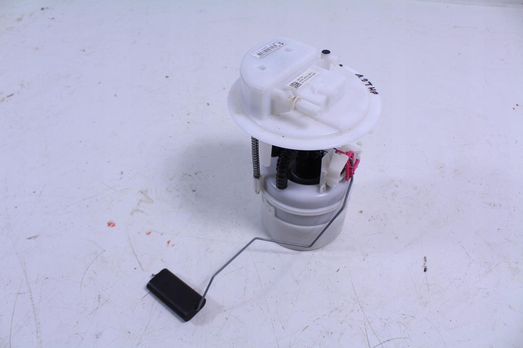 фото №1, Citroen c4 iii 1.2t насос топлива 9842660580