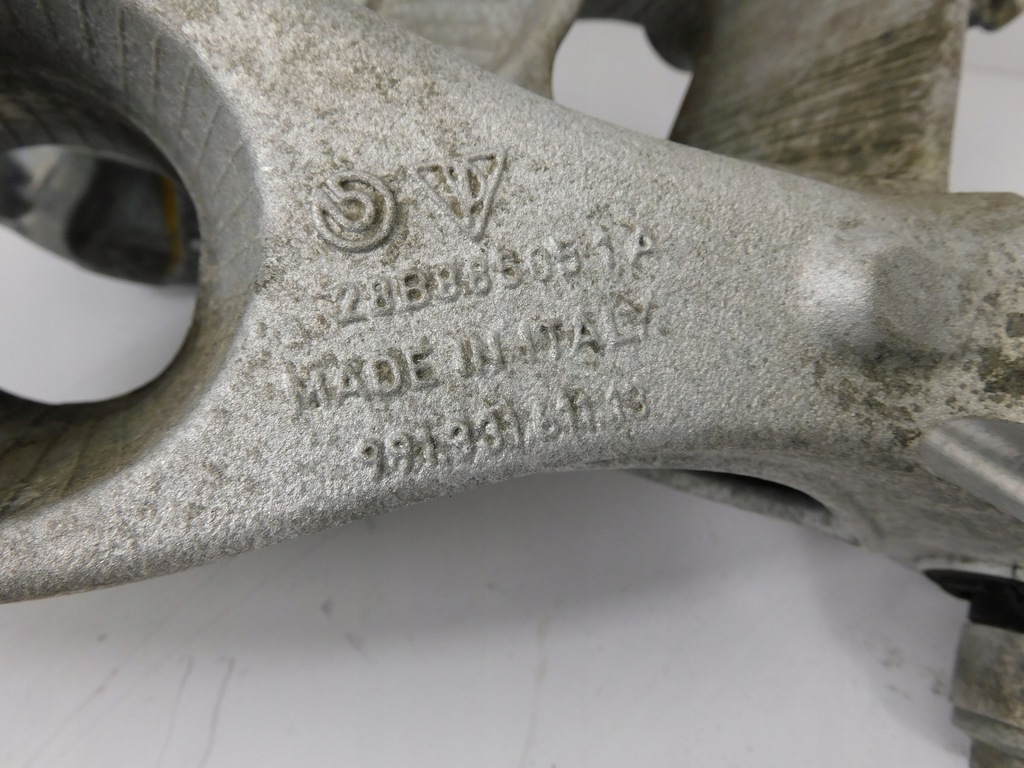 фото №8, Поворотный кулак левая задняя porsche 911 991 поворотная рычаги