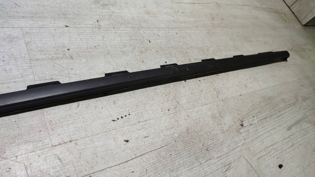 фото №6, Peugeot 2008 i 2018 задняя левая молдинг прокладка стекло дверь задних