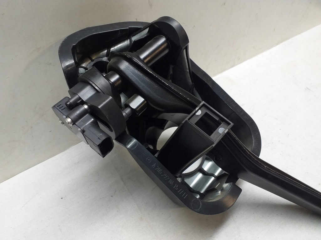 фото №4, Mercedes w213 w257 педаль гальма