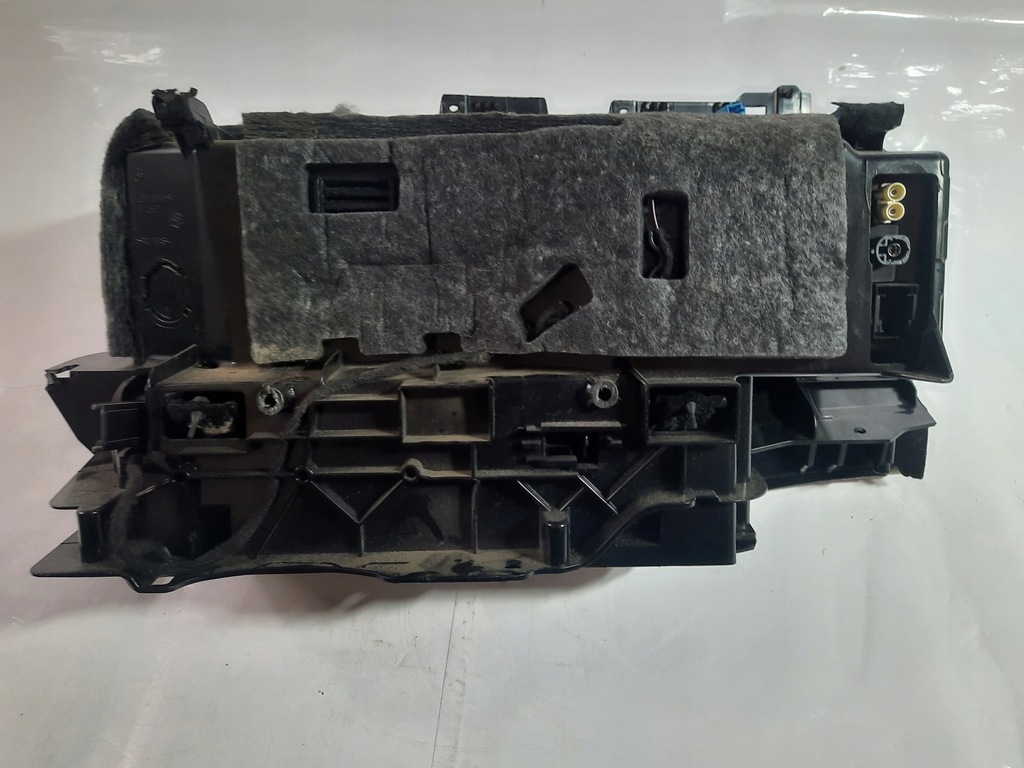 фото №8, Бардачок пасажира mercedes-benz оригінальний номер a2046801591