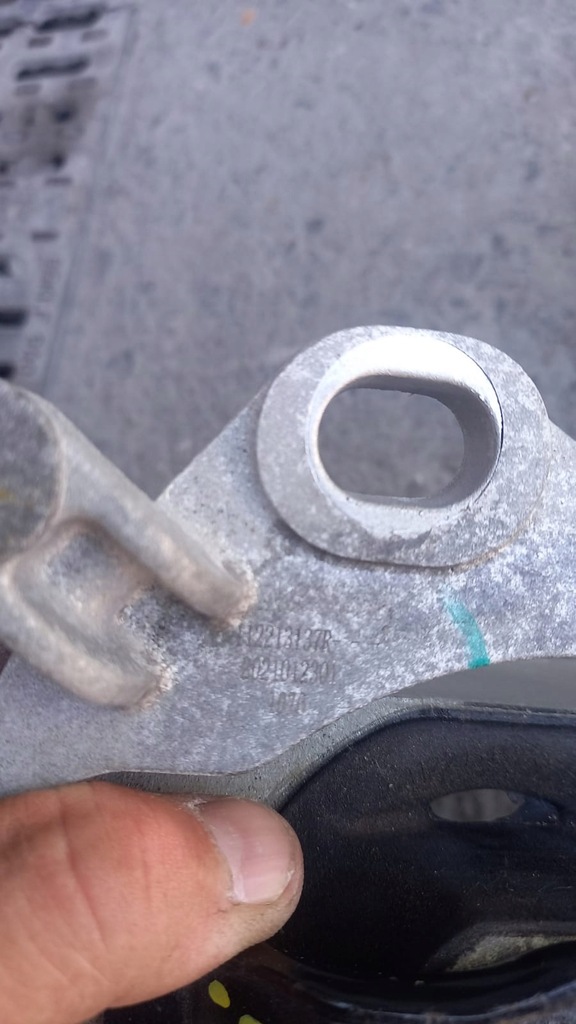 фото №3, Кронштейн подушка двигуна dacia spring