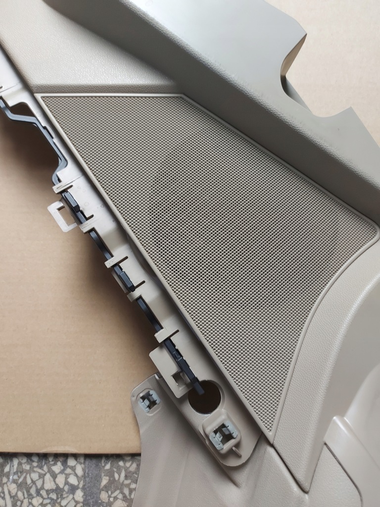 Защита обшивка багажника правый mercedes e купе w207 Доставка