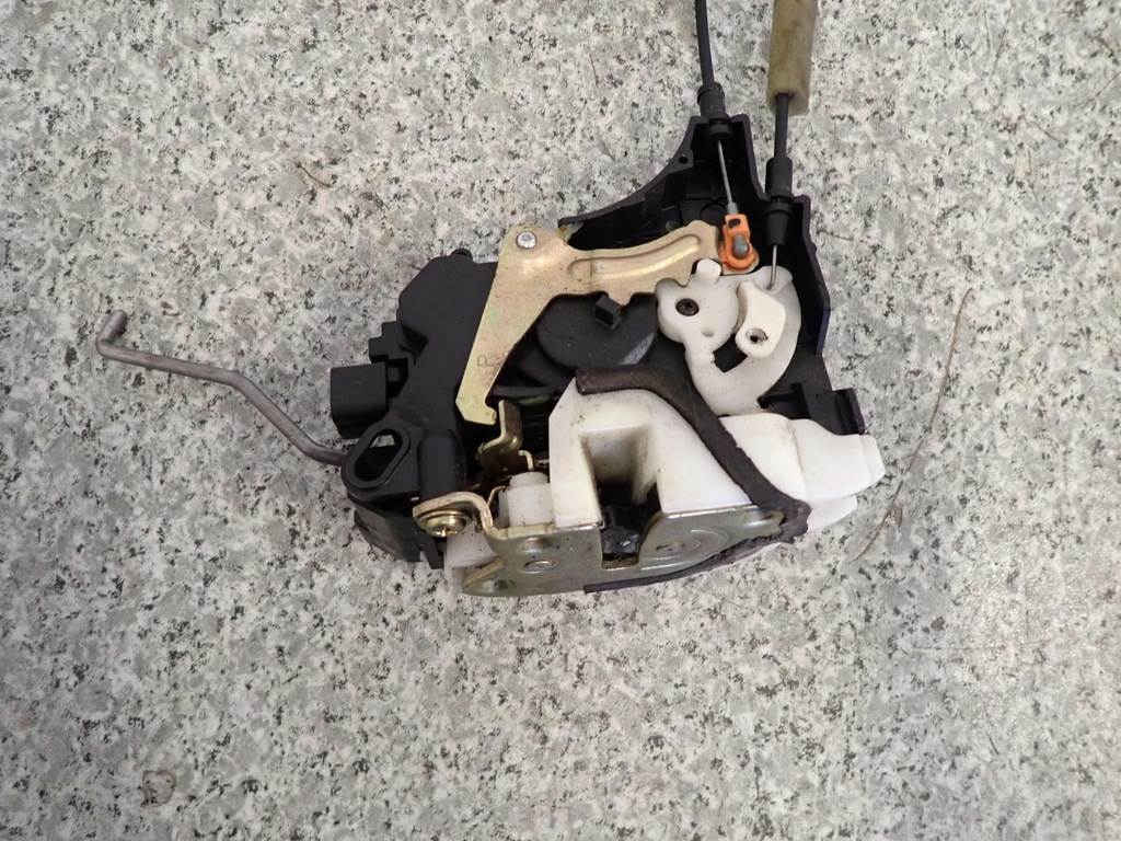 фото №6, Mitsubishi grandis 03-11 замок дверь передний левый