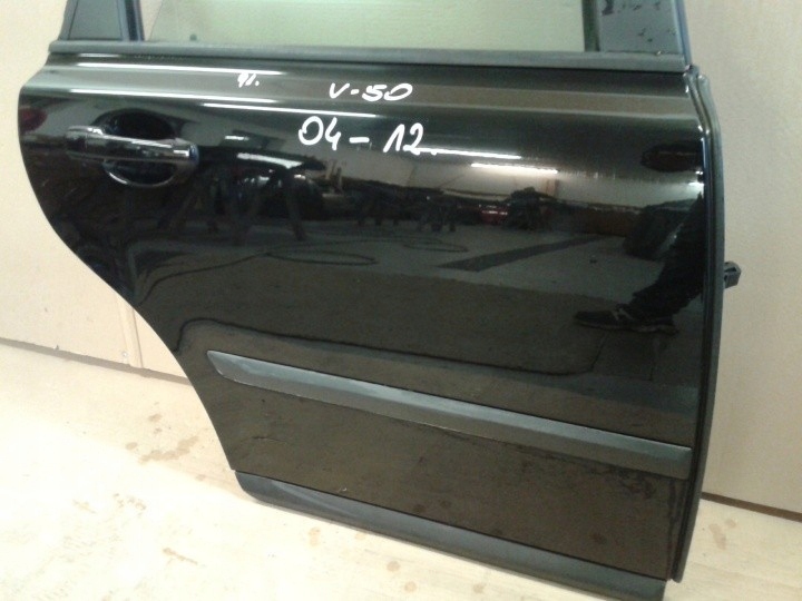 фото №2, Volvo v-50 2004 двері праве задня