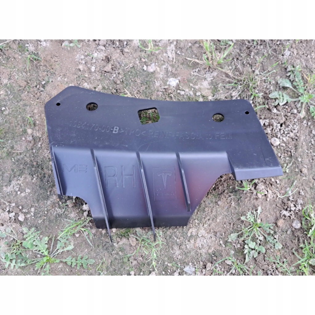 Купити Tesla model 3 кронштейн бампера праве перед 1084170-00-b