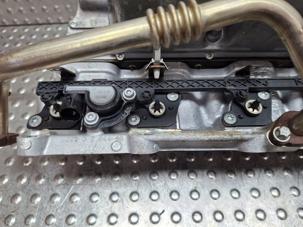 фото №9, Коллектор всасывающий 24435069 opel astra h zafira b z16xep 2005-