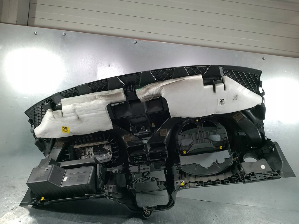 фото №11, Приборная панель приборная, консоль ,подушки безопасности датчик opel corsa d 13184102