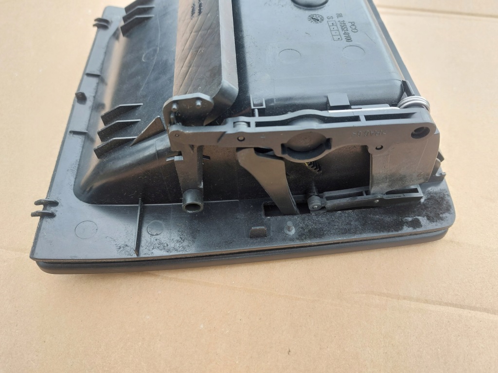 фото №7, Vw touran i бардачок полка консоли 1t2857921c