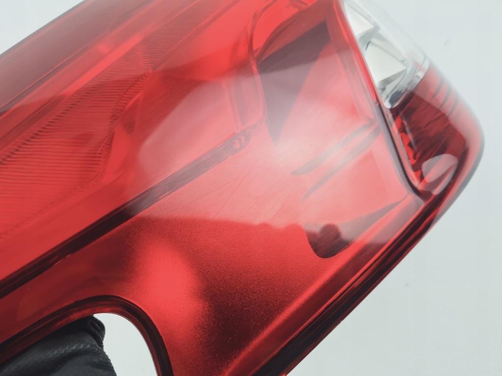 фото №7, Citroen c5 iii lift лампа задня ліва w крила kombi