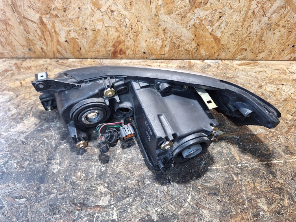 фото №4, Лампа права mazda millenia xedos 9 europa