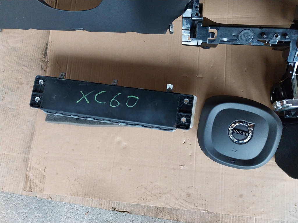 фото №6, Volvo xc60 ii приборная панель консоль подушка безопасности
