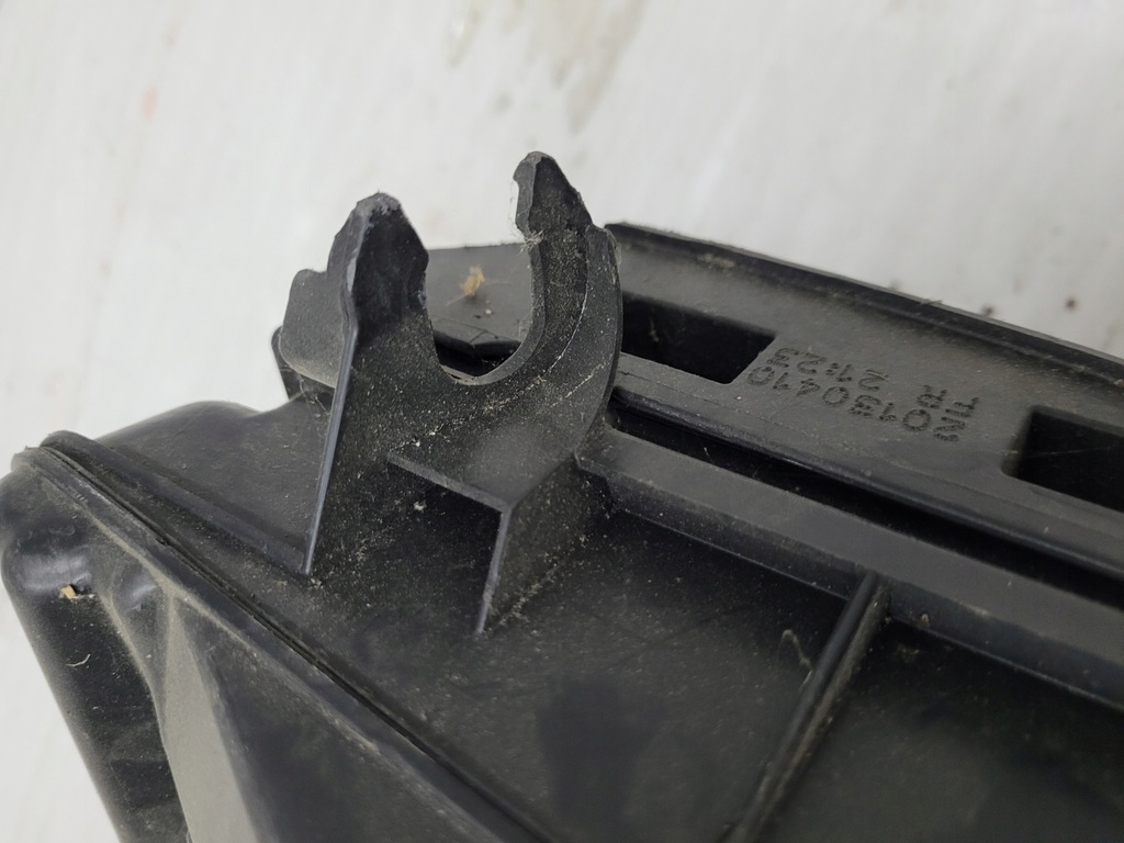 фото №7, Citroen peugeot 1.6 hdi корпус фильтра 9673061080