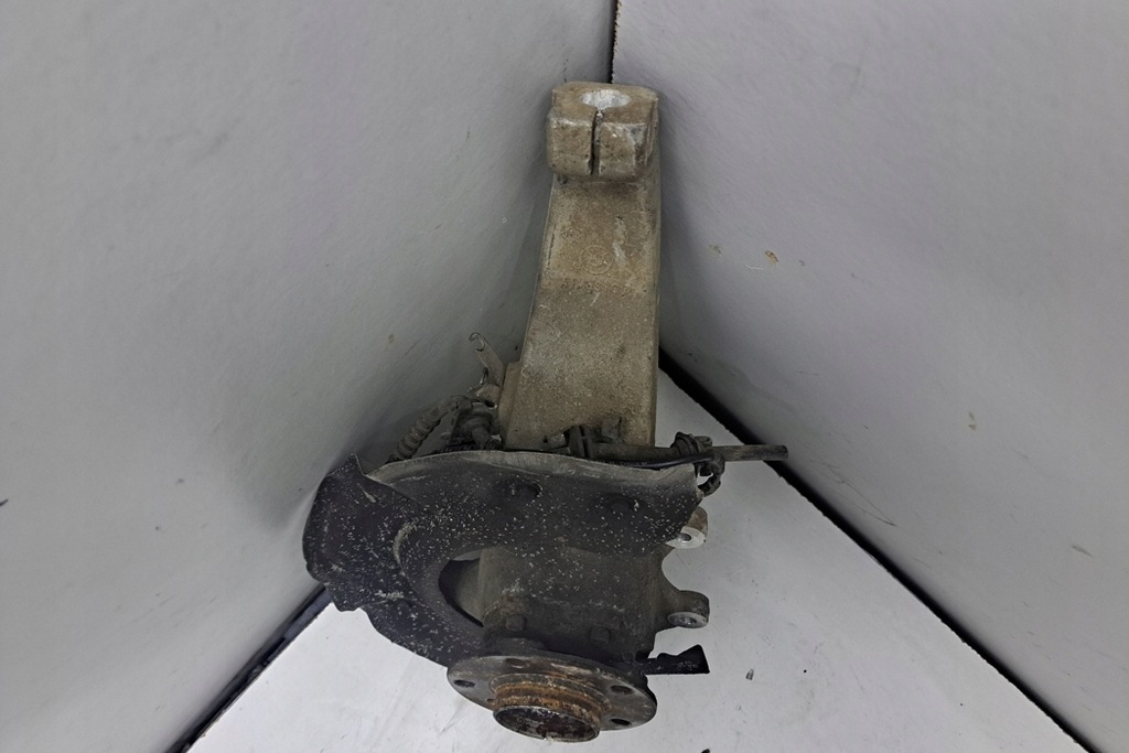 фото №9, Поворотний кулак передня ліва bmw 6 cabrio f12 6775769 2012