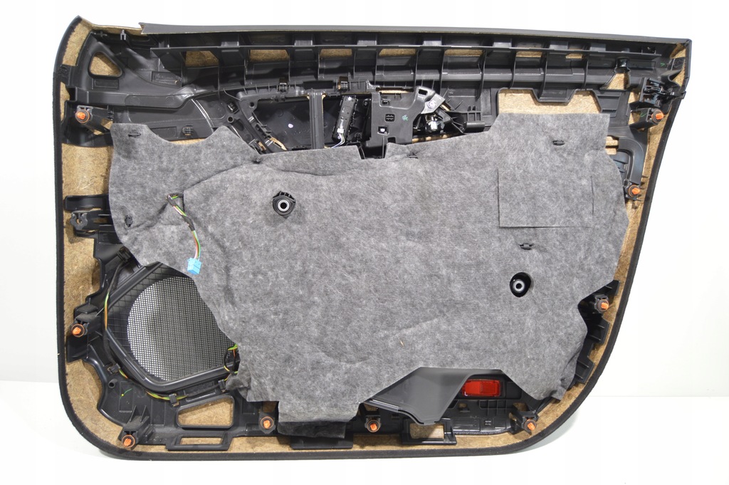 фото №11, Обшивка дверь левый перед mercedes w117 c117 sedan