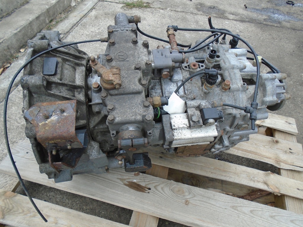 фото №13, Iveco eurocargo кабина двигатель коробка передач передач мост подвеска дверь baki