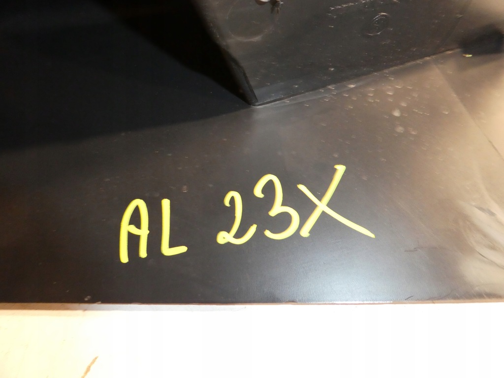 фото №5, Подлокотник туннель средний vw amarok 2h0863241m