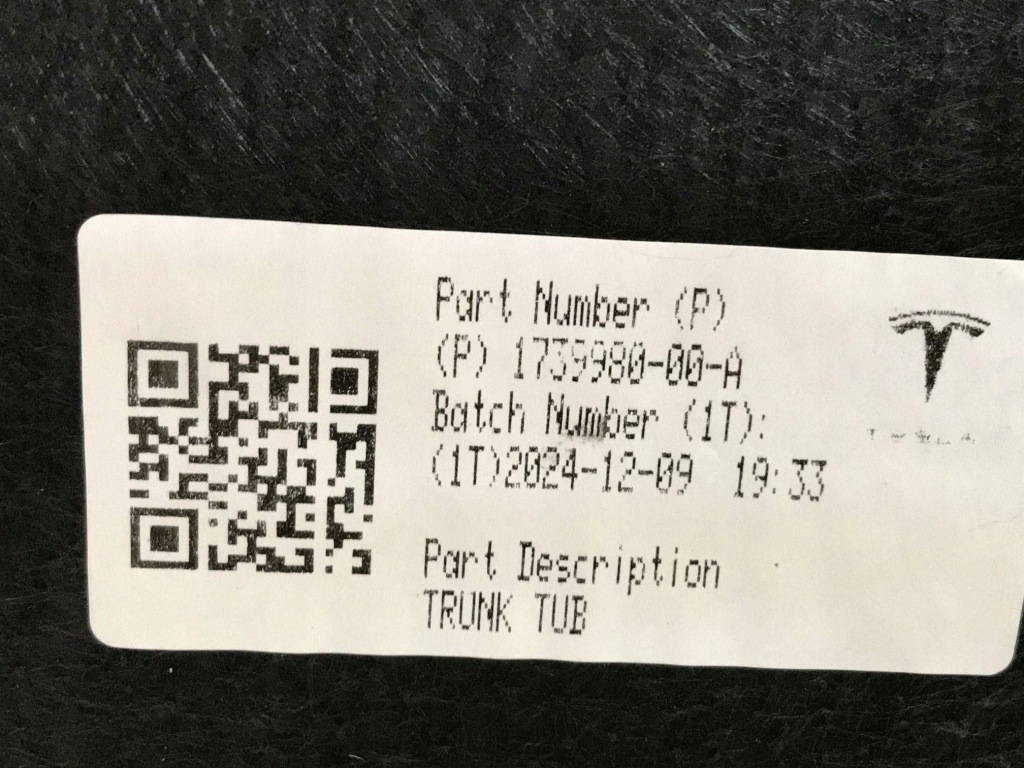 фото №10, Коврик 1739980-00-a пол защита багажника ванна kufra tesla model y 22r