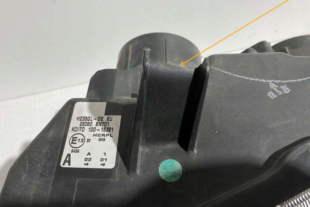 фото №10, Лампа левая передняя nissan almera ii n16 26060bn701 1.5l бензиновый 72kw