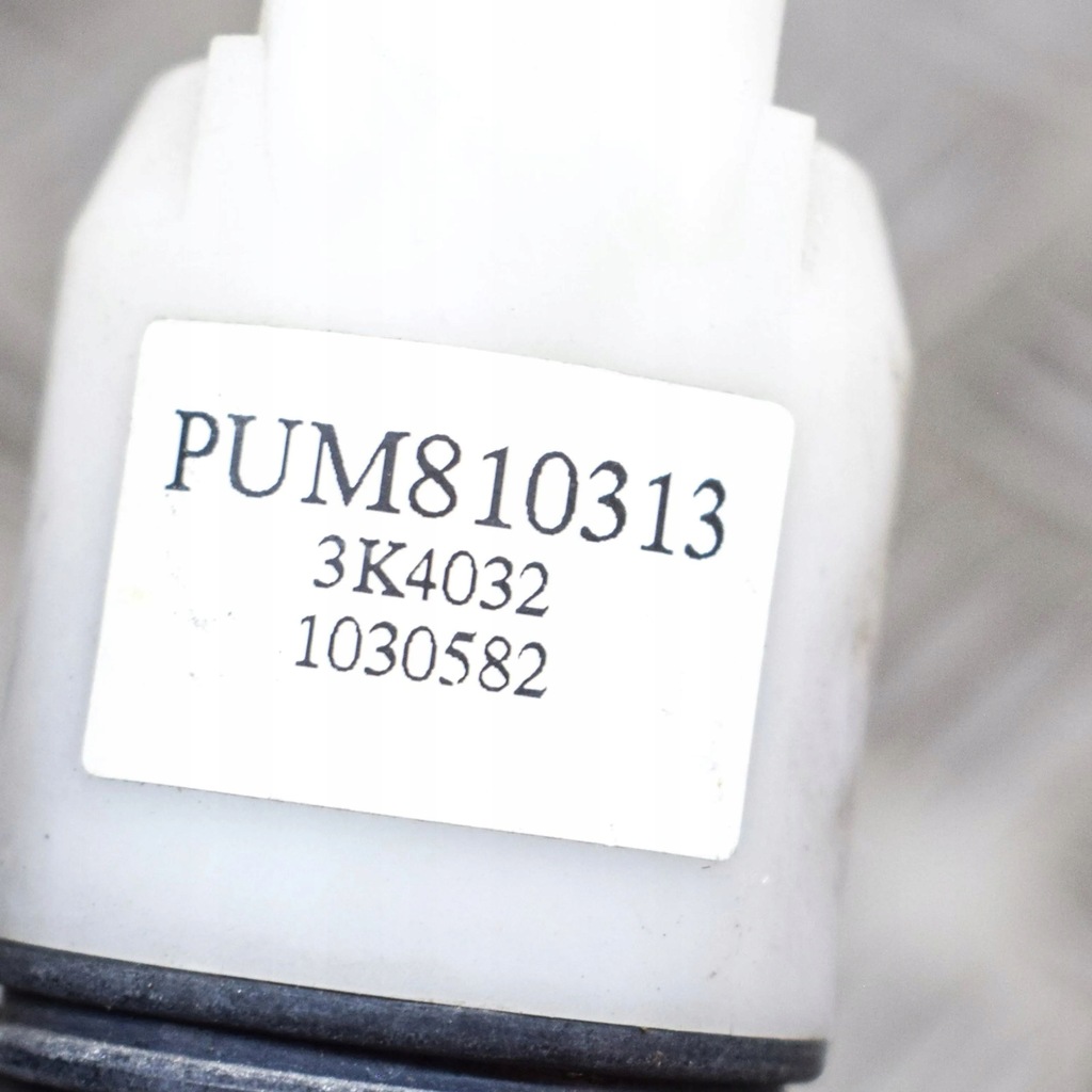 фото №6, Chevrolet camaro 2010 насос распылителя стекло передней / лобовое