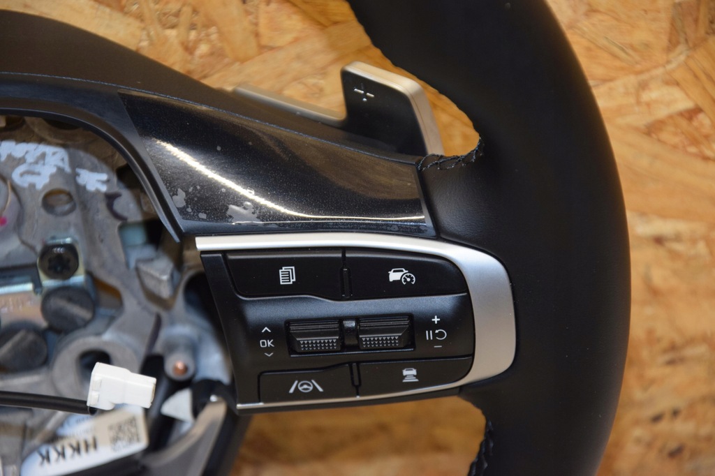 фото №7, Повітропровід з мультифункція пелюстки перемикання sportage v gt-line nowa оригінал 23r 0km