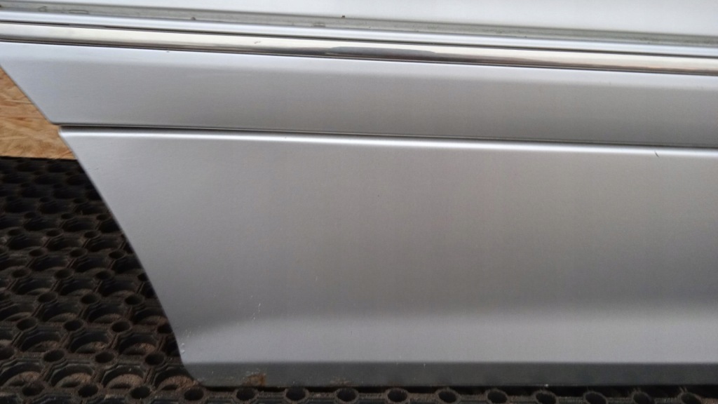 фото №2, Mercedes w203 kombi дверь задняя правый c744