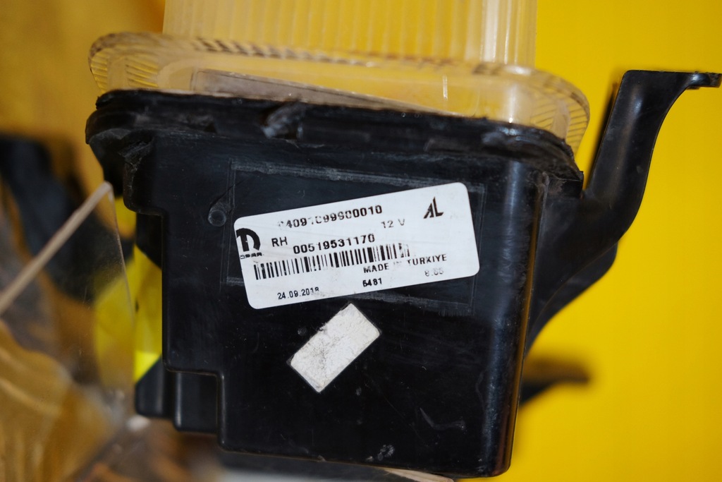 фото №4, Jeep renegade 2015- поворотник перед правий