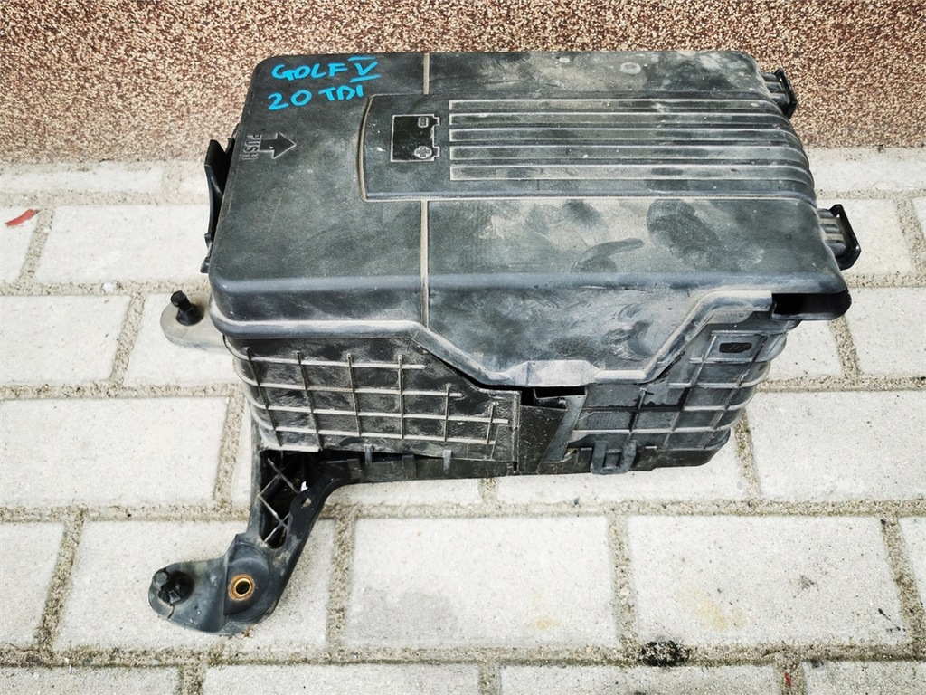 фото №1, Vw golf v 5 корпус акумулятор комплектна